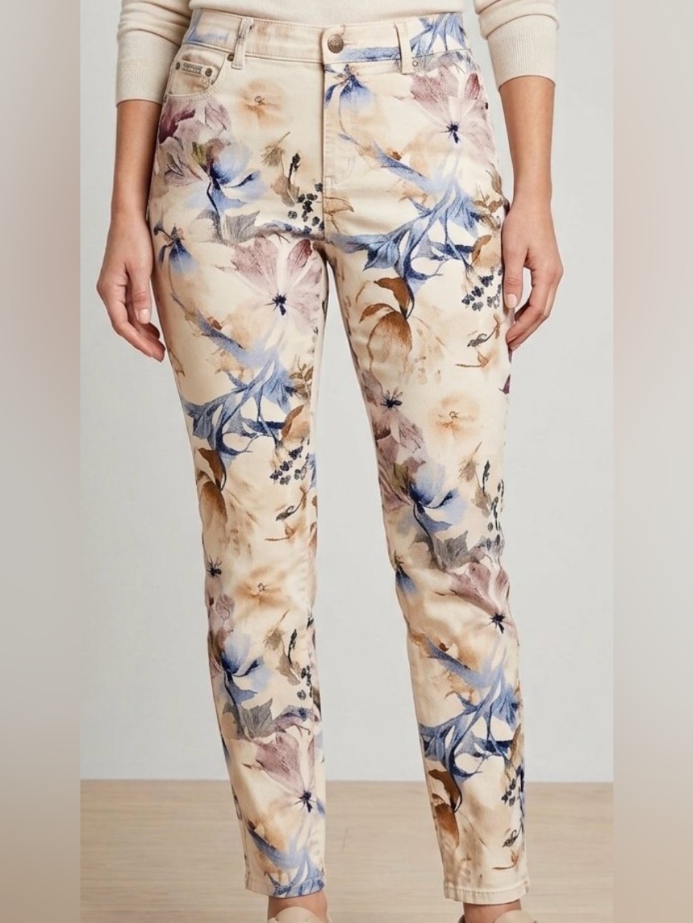 Chico’s Floral Print Slim Women’s Jeggings in Cream and Blue, Size 10 Chicos 1.5